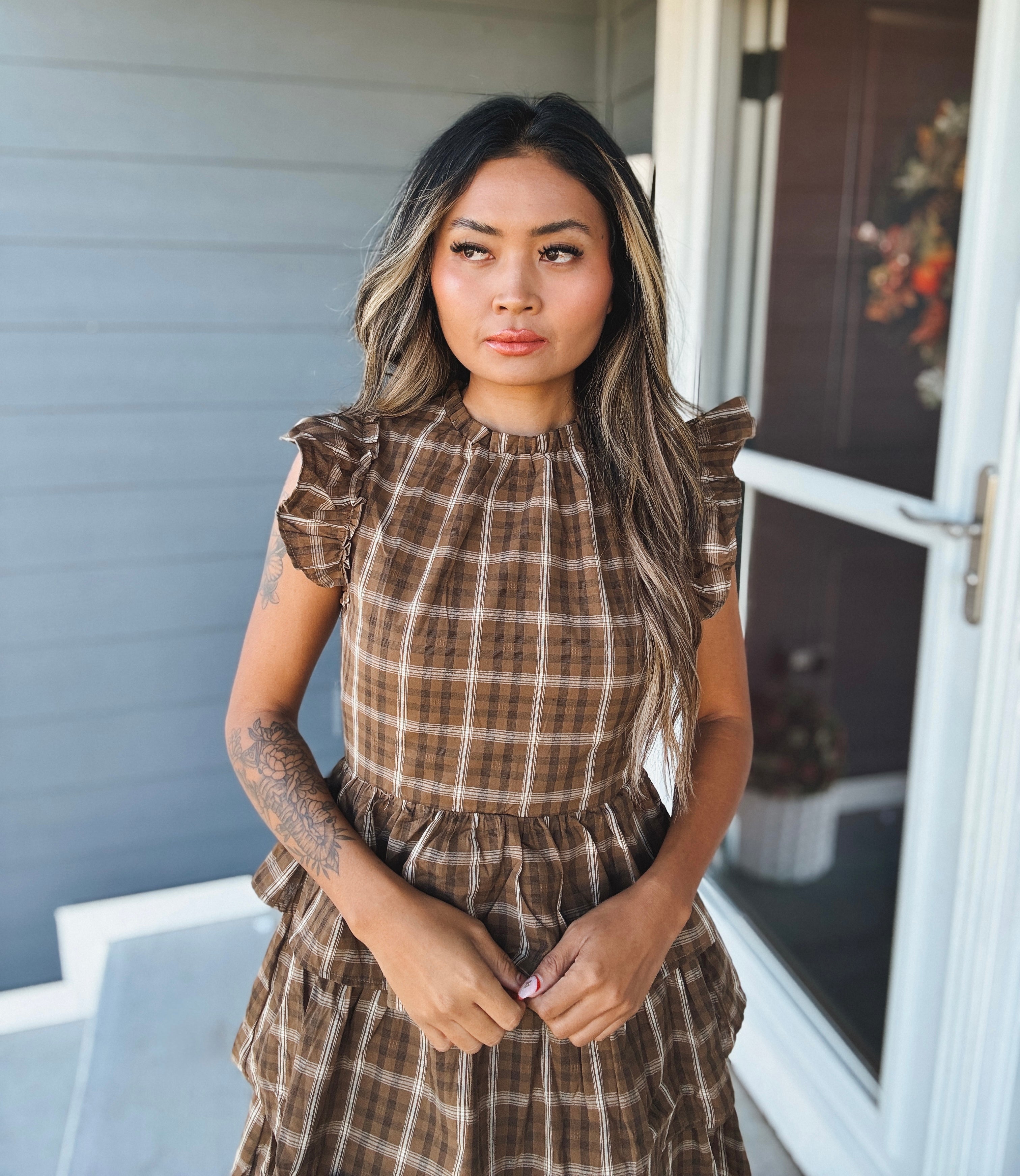 Plaid round neck ruffles cap sleeve midi dress