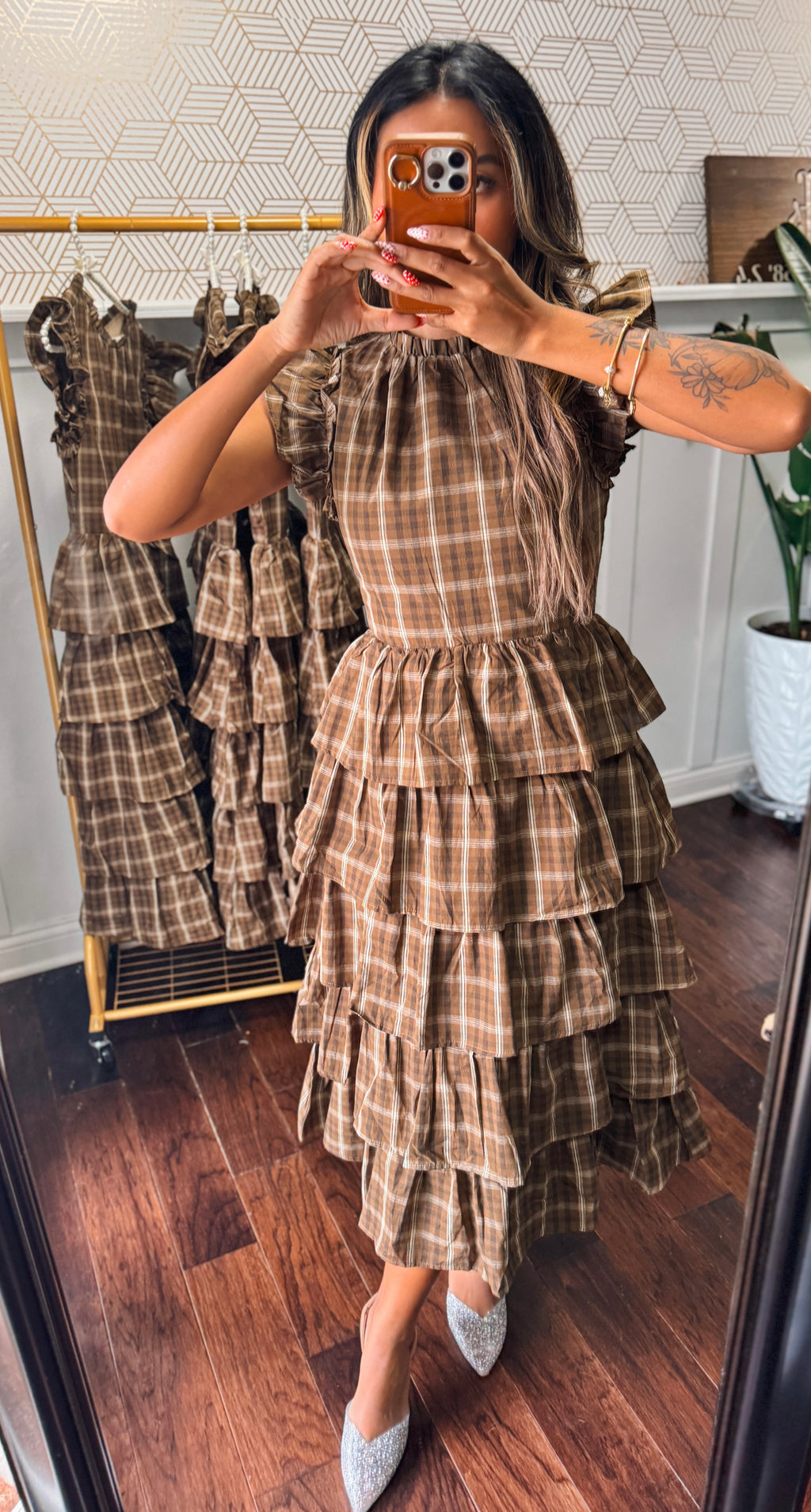 Plaid round neck ruffles cap sleeve midi dress